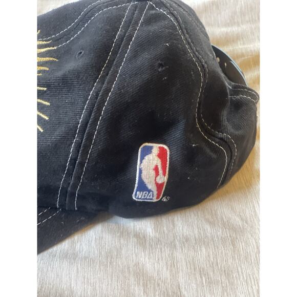 Vintage Pistons Snapback 90s Embroidered Made‎ in USA | Baseball Cap Black - Picture 3 of 9